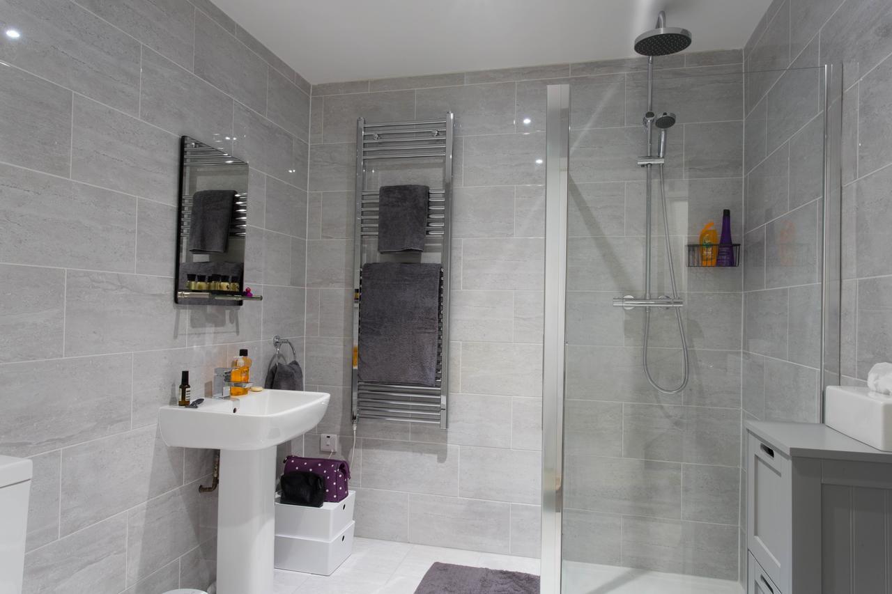 Cotels At 7Zero1 Serviced Apartments - Modern Apartments, Superfast Broadband, Free Parking, Centrally Located Milton Keynes Exterior foto